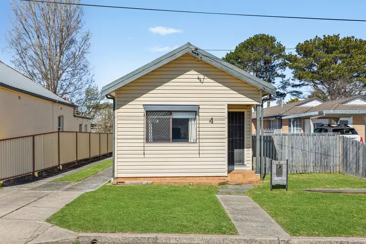 4 Burton Street, Lithgow NSW 2790