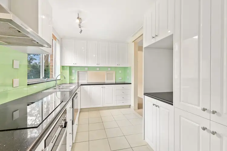 28/8-14 Bowen Street