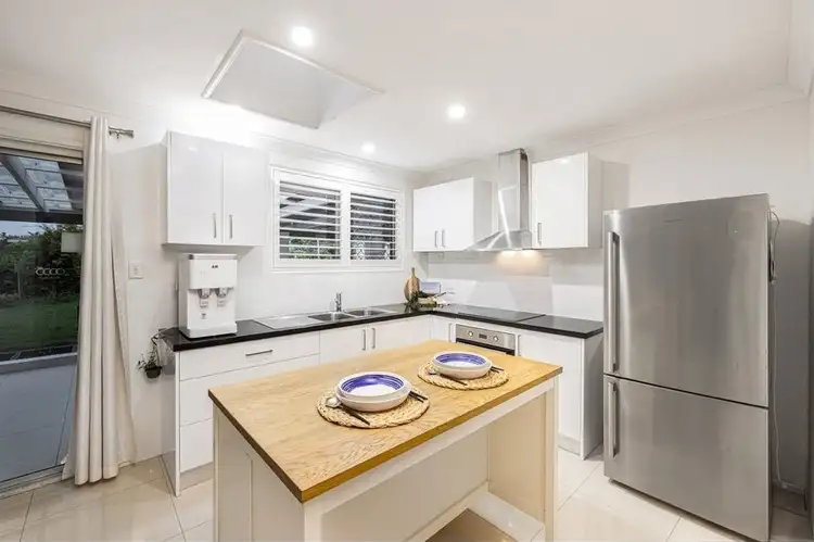 Fourth view of Homely house listing, 15 Lilyvale Street, Mansfield QLD 4122