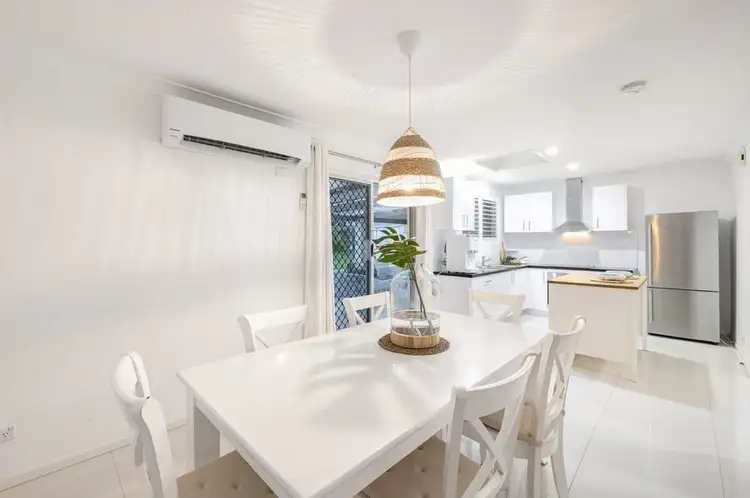 Fifth view of Homely house listing, 15 Lilyvale Street, Mansfield QLD 4122