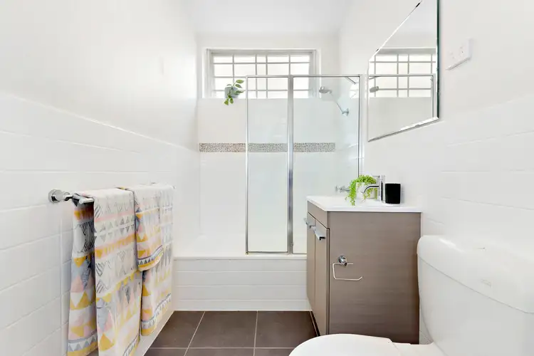 Fourth view of Homely apartment listing, 5/299 Dandenong Road, Prahran VIC 3181