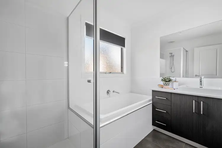 Sixth view of Homely townhouse listing, 1/32 Loddon Avenue, Reservoir VIC 3073