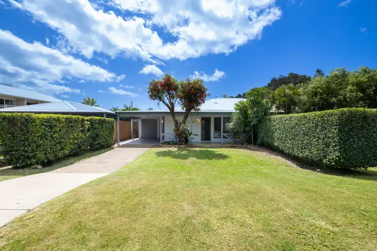 12/20 Pandanus Drive