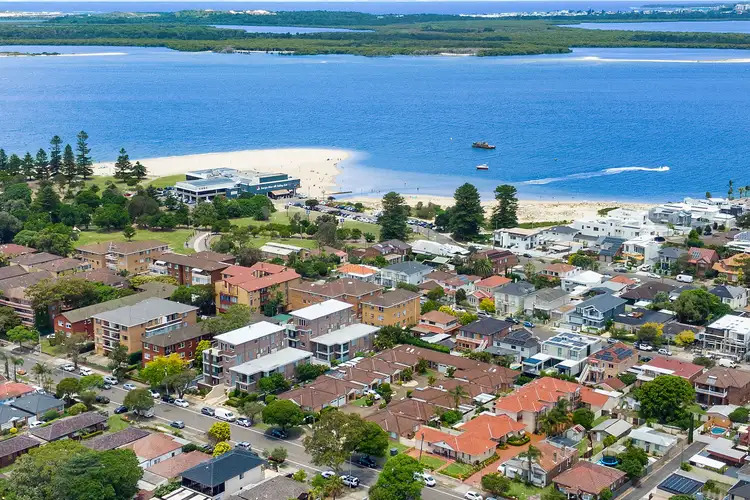 Sixth view of Homely villa listing, 1/137 Russell Avenue, Dolls Point NSW 2219