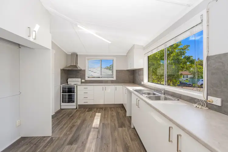 Sixth view of Homely house listing, 195 Tuggerawong Road, Tuggerawong NSW 2259
