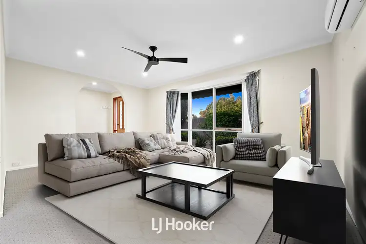 Second view of Homely house listing, 4 Edsall Close, Hampton Park VIC 3976