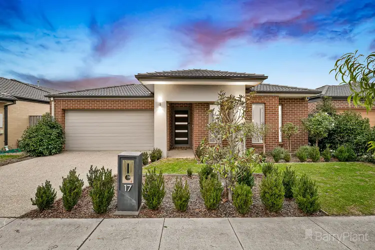 17 Harmony Place, Officer VIC 3809