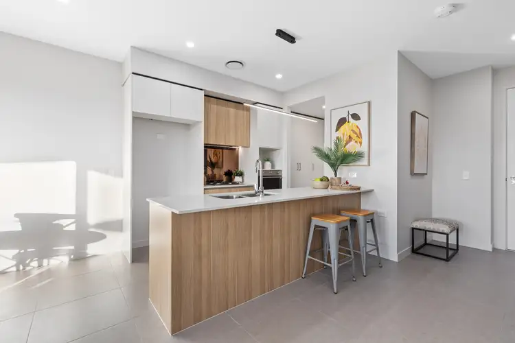 Fifth view of Homely townhouse listing, 28/1 Lake Serenity Boulevard, Helensvale QLD 4212