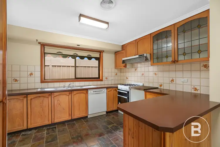 Fifth view of Homely house listing, 62 Grandview Grove, Wendouree VIC 3355