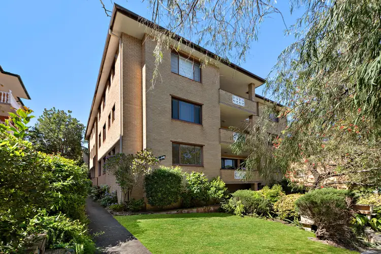 3/12-14 Winchester Street, Carlton NSW 2218
