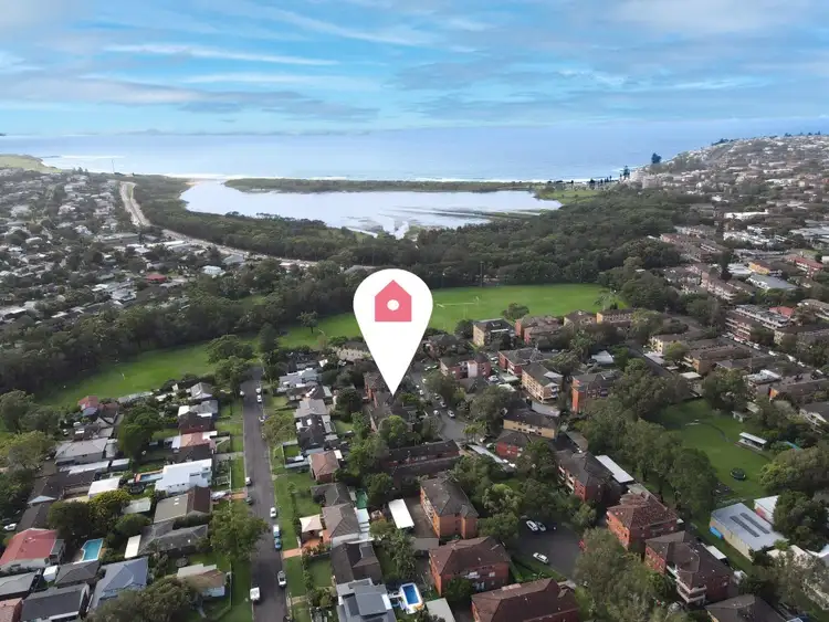 Fourth view of Homely apartment listing, 4/11 Grafton Crescent, Dee Why NSW 2099