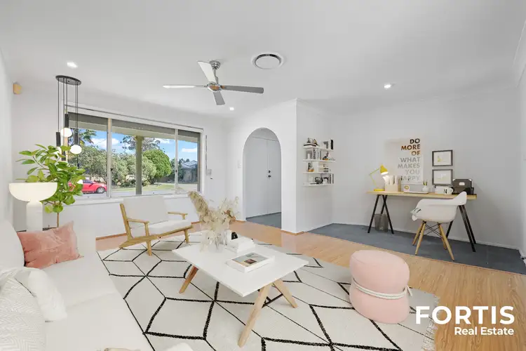 27 Hatchinson Crescent, Jamisontown NSW 2750