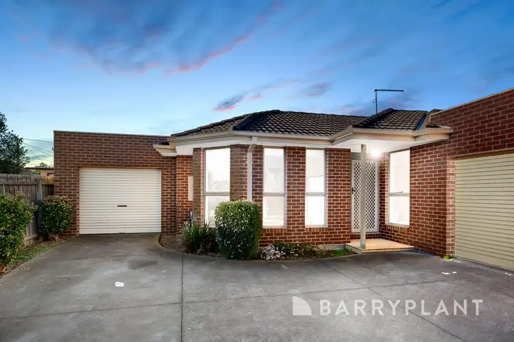 Main view of Homely unit listing, 2/12 Hook Street, St Albans VIC 3021