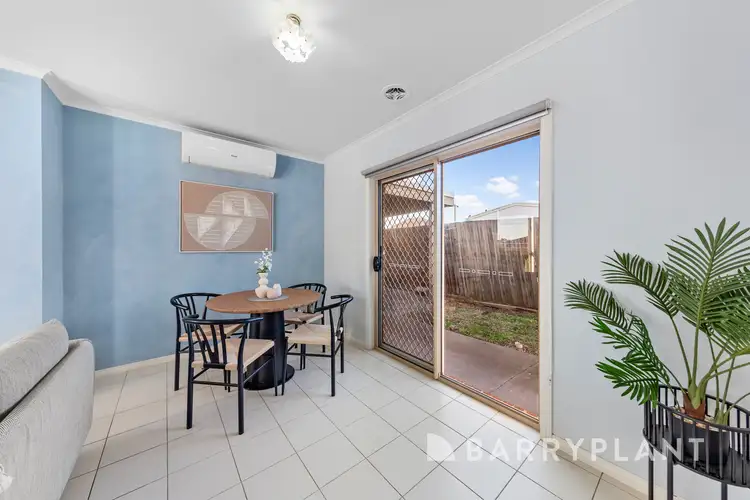 Fifth view of Homely unit listing, 2/12 Hook Street, St Albans VIC 3021