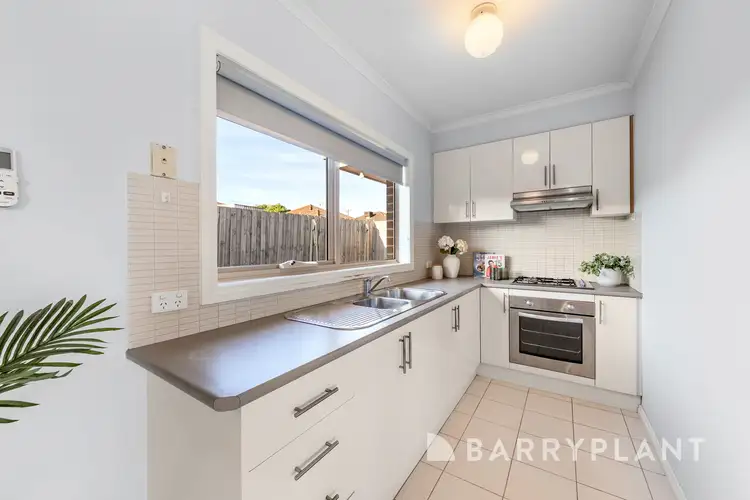 Sixth view of Homely unit listing, 2/12 Hook Street, St Albans VIC 3021