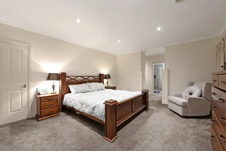 Sixth view of Homely house listing, 8 Gladesville Close, Lysterfield South VIC 3156