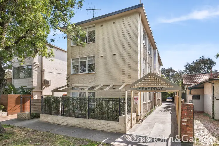 2/8 Spray Street, Elwood VIC 3184