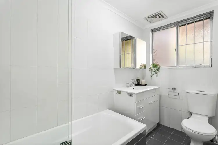 Sixth view of Homely apartment listing, 5/2 McMillan Road, Artarmon NSW 2064