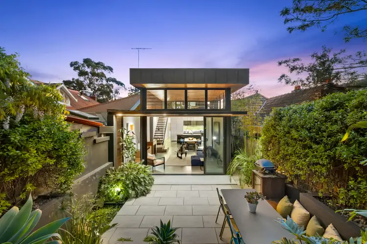 31 Sinclair Street, Wollstonecraft NSW 2065