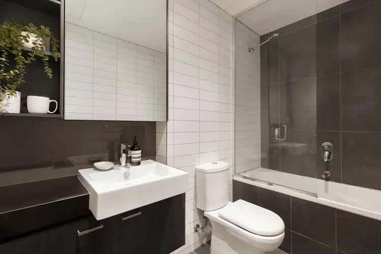 Sixth view of Homely apartment listing, 304/182 Barkly Street, St Kilda VIC 3182