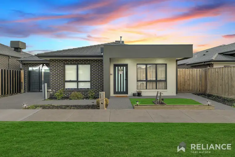 16 Dominique Street, Truganina VIC 3029