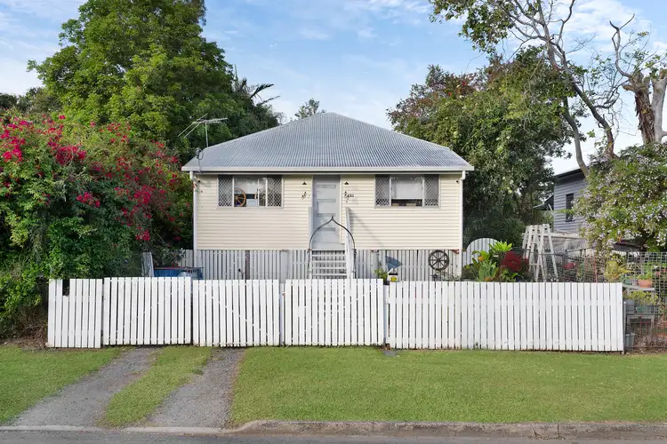319 East Street, Depot Hill QLD 4700