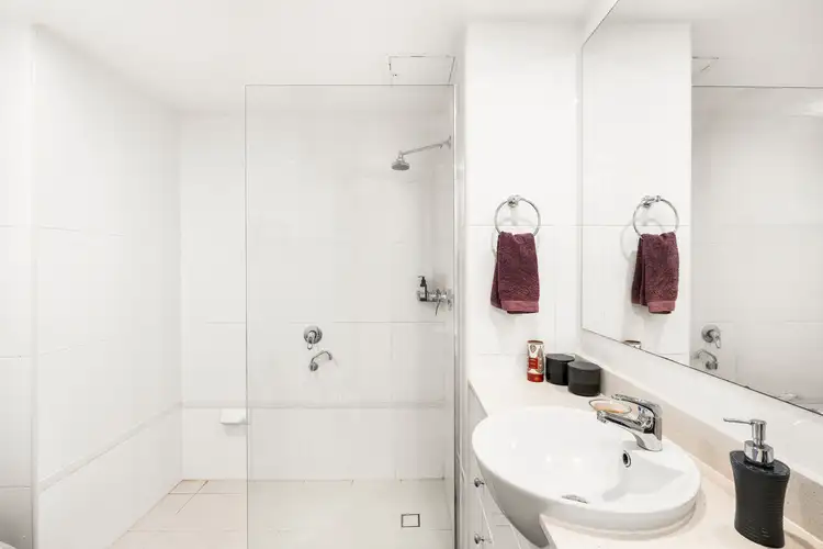 Sixth view of Homely apartment listing, 833/4 Lachlan Street, Waterloo NSW 2017