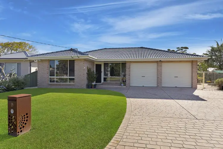 19 Sonter Avenue, Woy Woy NSW 2256