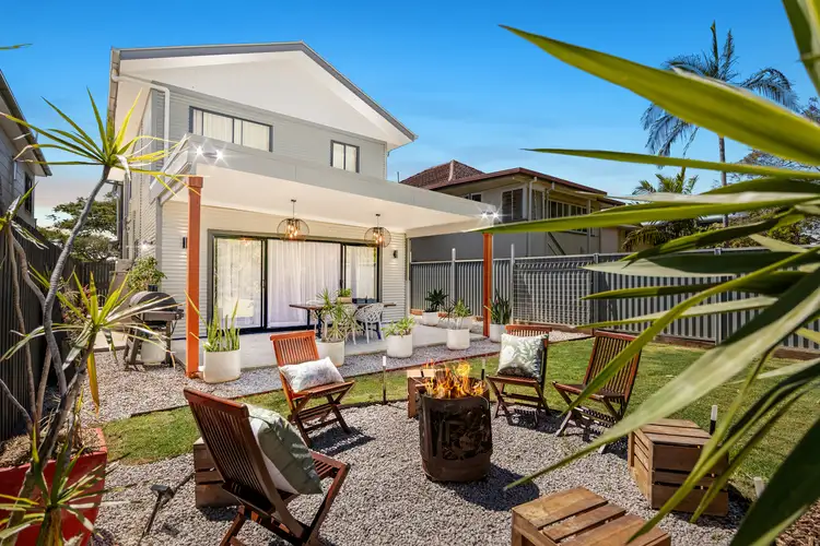 11 Eversleigh Road, Scarborough QLD 4020