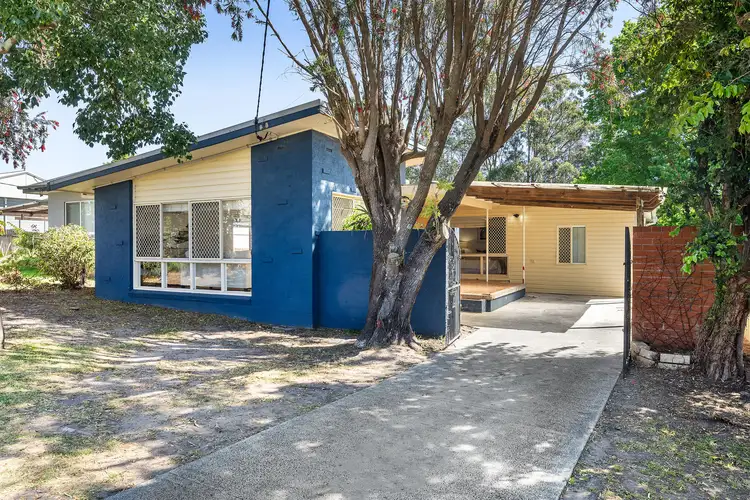 30 Day Street, Wyoming NSW 2250