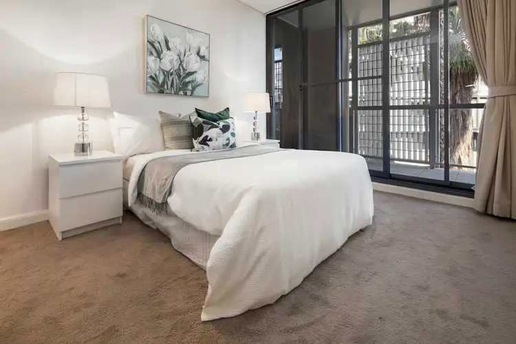 Fifth view of Homely apartment listing, 401/45-49 Shelley Street, Sydney NSW 2000