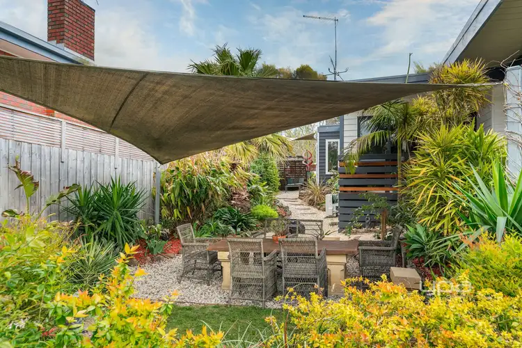 8 Curran Way, Tootgarook VIC 3941