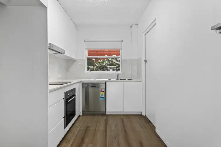 28/19-21 Stuart Street