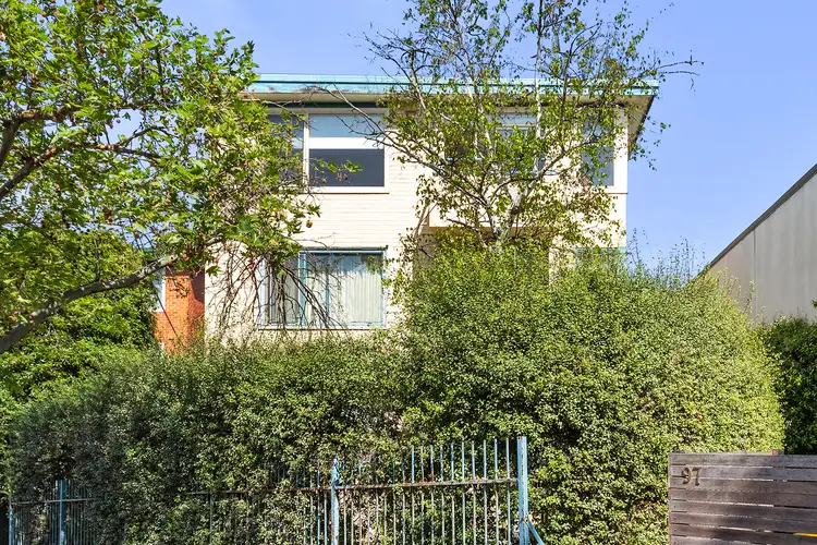 2/97 Barkly Street