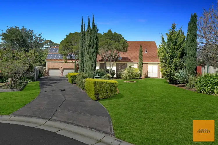 6 Luisa Court, Brookfield VIC 3338