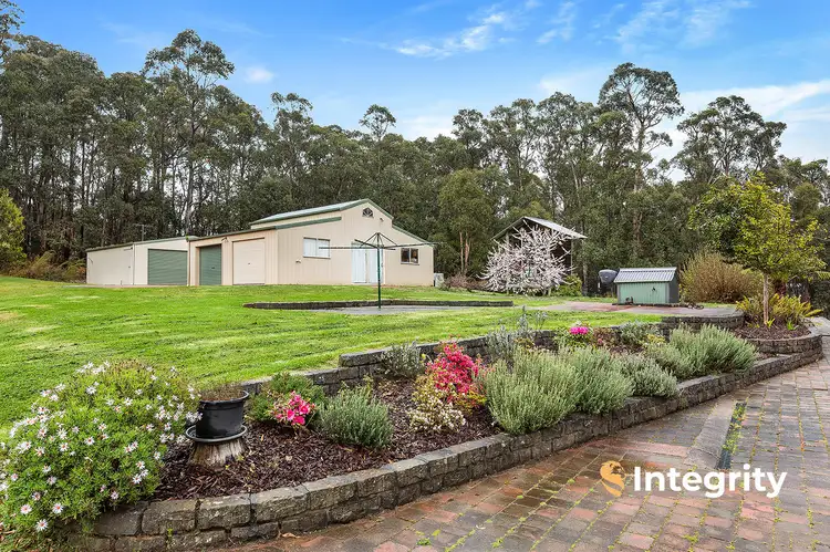 28 Nichols Road, Kinglake West VIC 3757