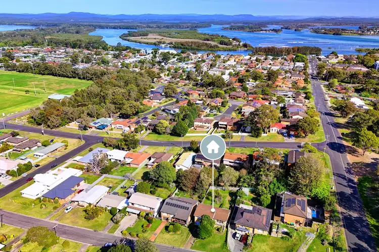 Main view of Homely house listing, 5 Paradise Avenue, Forster NSW 2428