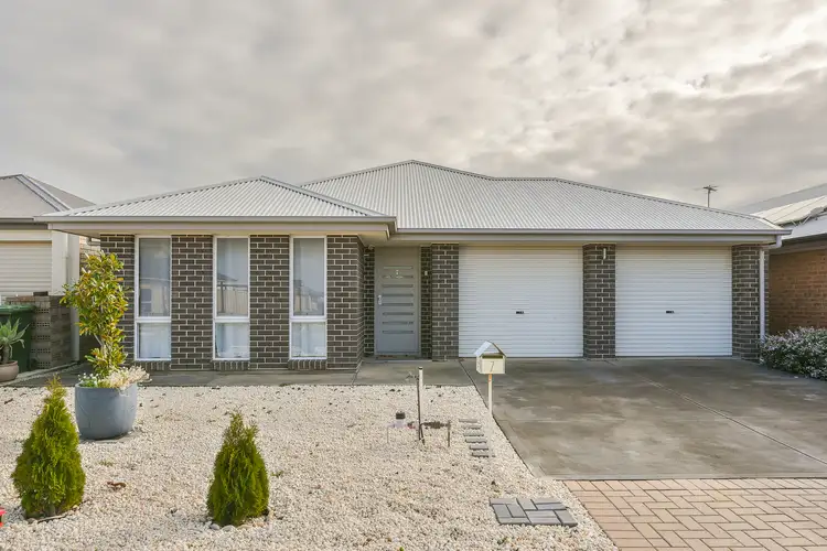 7 Parrell Street