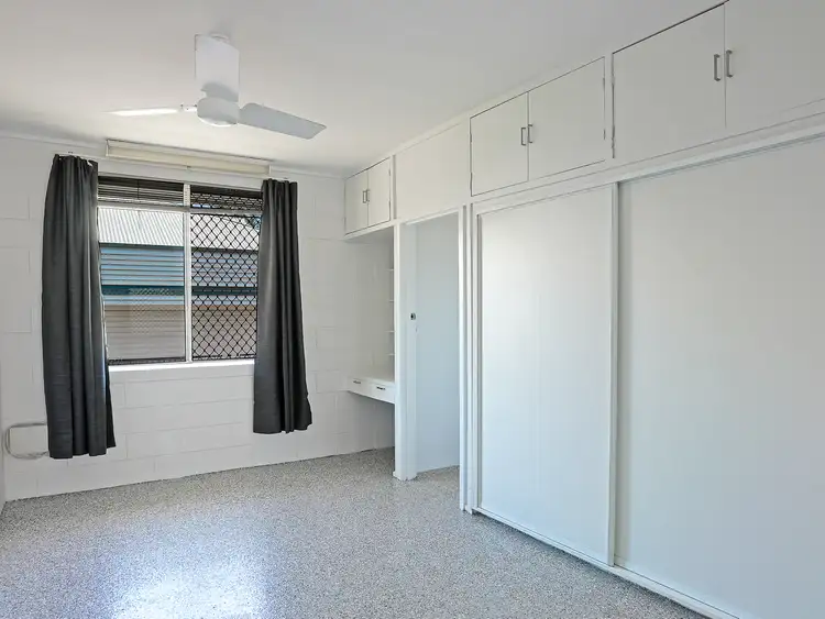 Fifth view of Homely apartment listing, 2/76 Cook Street, North Ward QLD 4810
