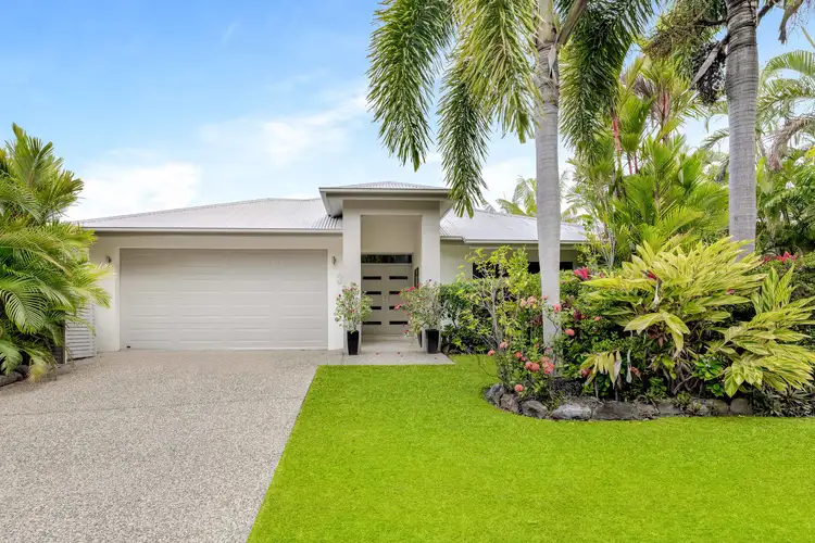 3 Macarthur Close, Palm Cove QLD 4879