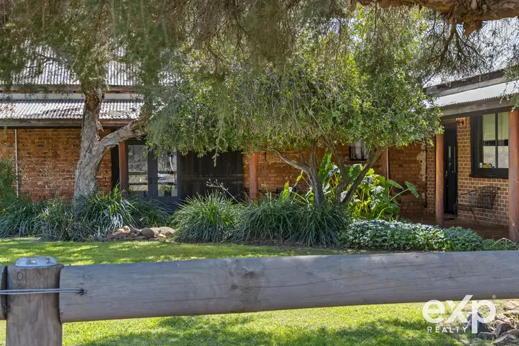 21063 South Western Highway, Mullalyup WA 6252