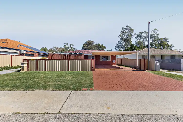 17A Clovertree Street, Maddington WA 6109