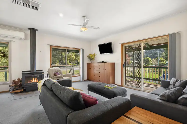 Third view of Homely house listing, 11 Victoria Street, Blackwood VIC 3458