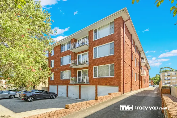 9/37 Forster Street
