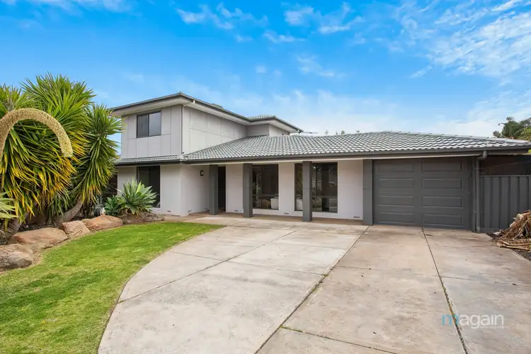18 Lepena Crescent, Hallett Cove SA 5158