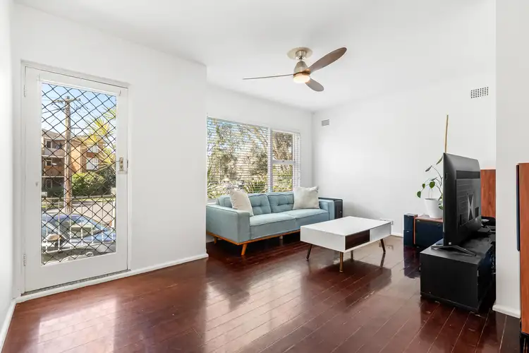 Main view of Homely apartment listing, 2/7 Grafton Crescent, Dee Why NSW 2099