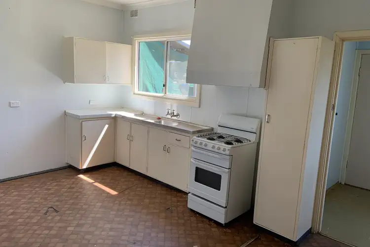 Third view of Homely semi-detached listing, 8B Lefroy Street, Merredin WA 6415