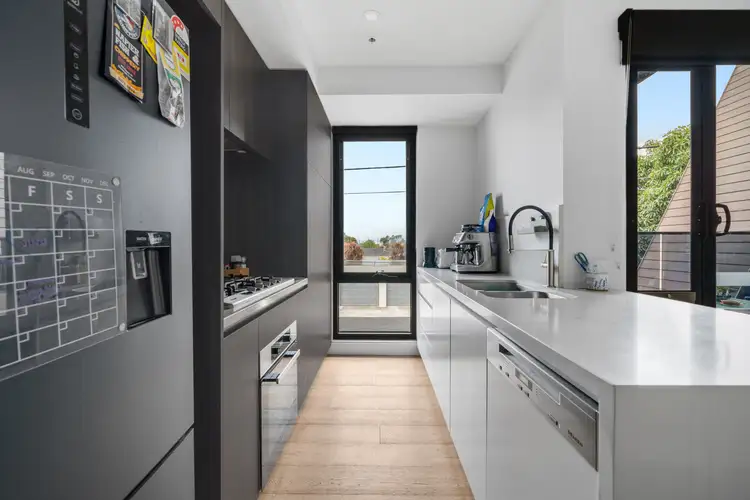 105/80 Bulla Road, Strathmore VIC 3041