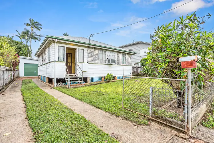 11 Pyne Street, Edge Hill QLD 4870