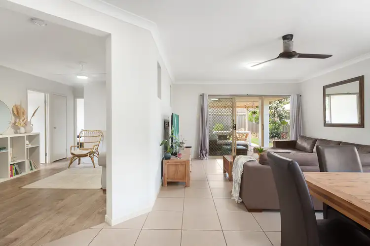 10 Crater Street, Caloundra West QLD 4551